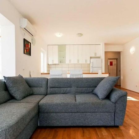 Sun Apartment Котор Екстериор снимка
