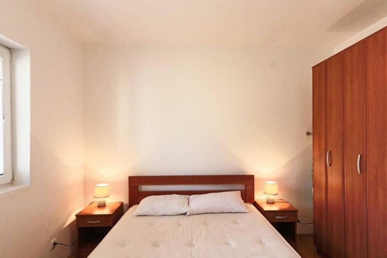 Sun Apartment Котор Екстериор снимка