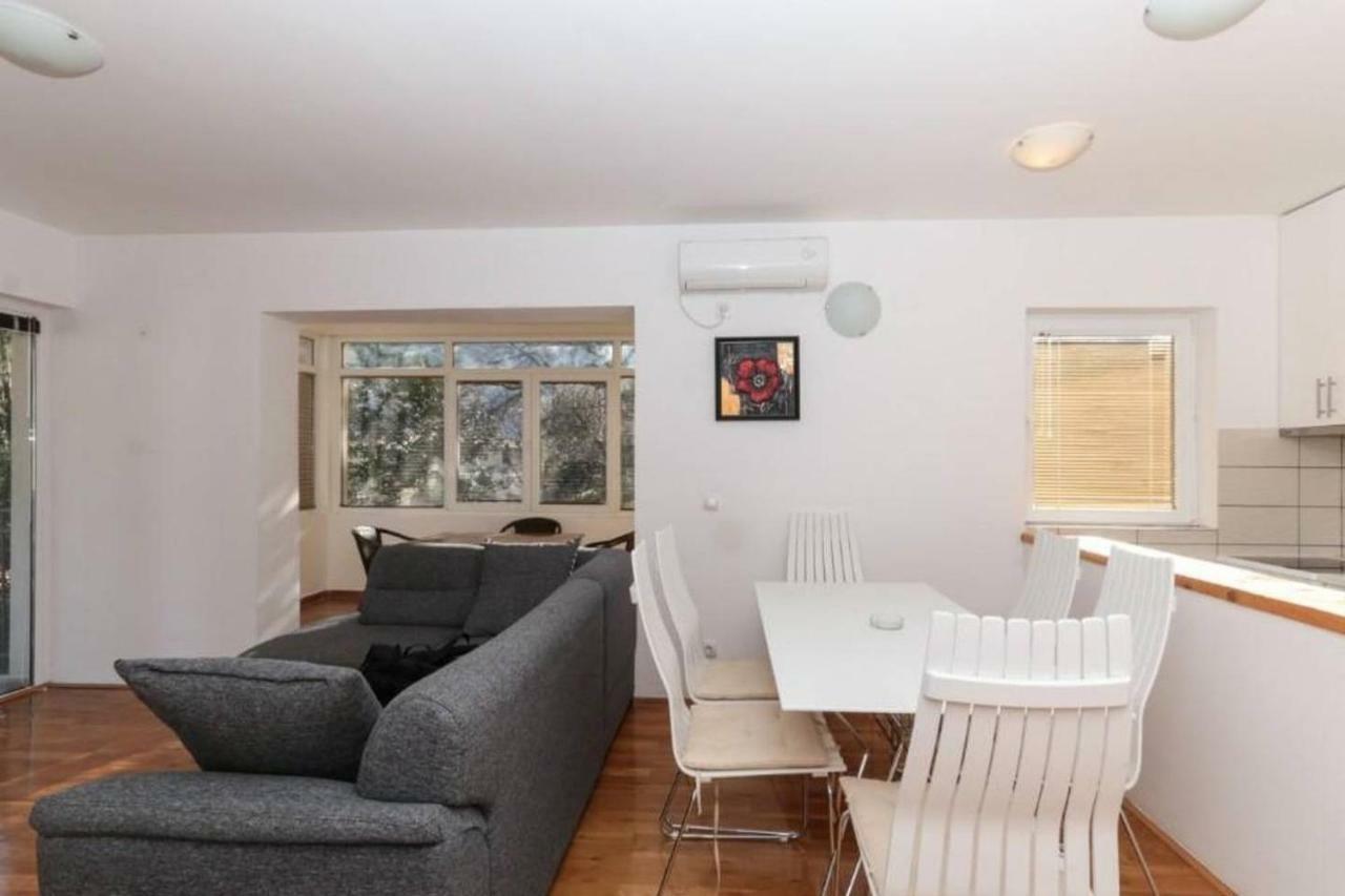 Sun Apartment Котор Екстериор снимка